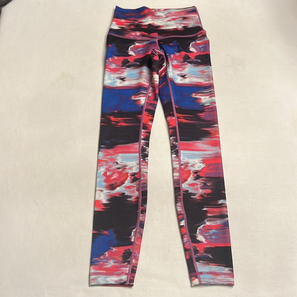 8. Lululemon Wunder Under Pant (Hi-Rise) *Full-On Luon Pigment Wind White Multi - Picture 2 of 5